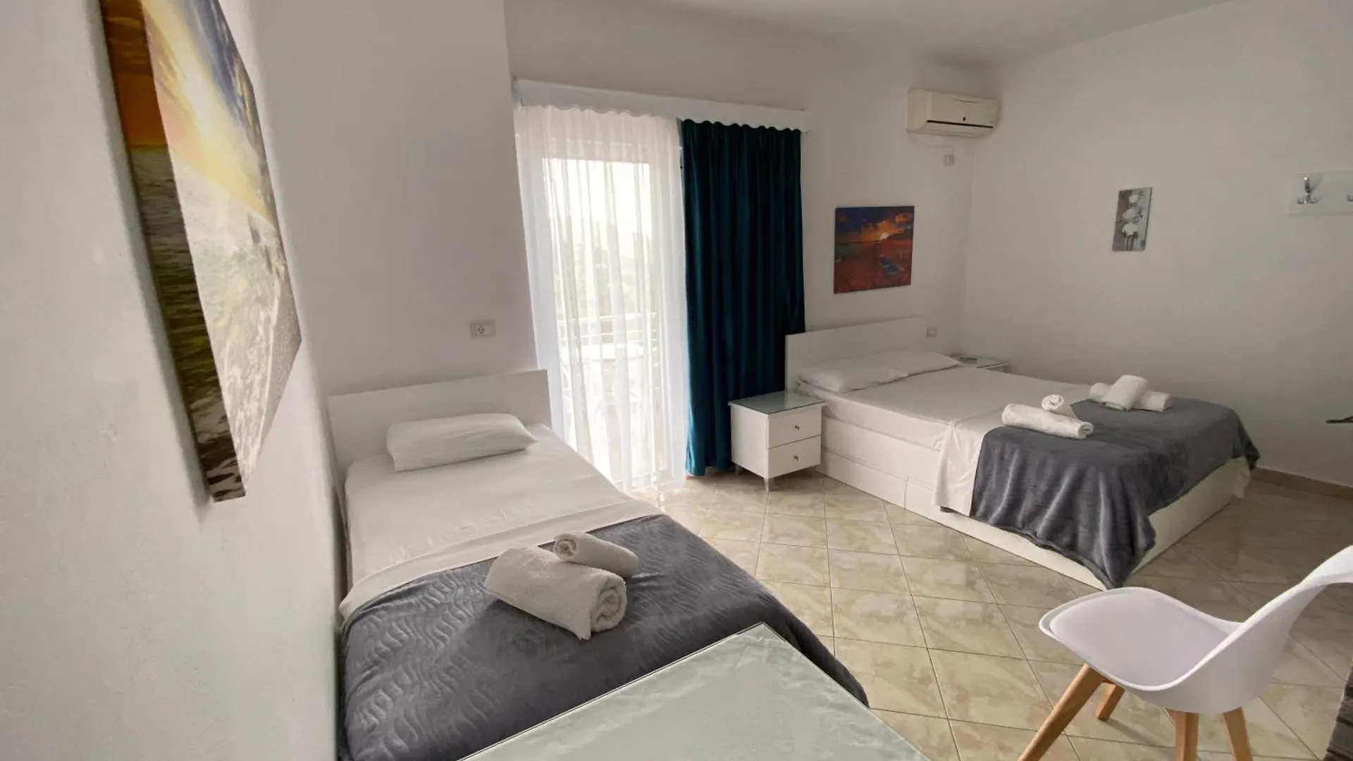 Hotel Vila Kafe Lukovë