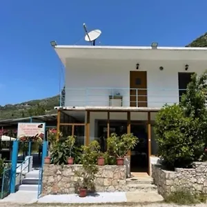  Hotel Taverna Prifti