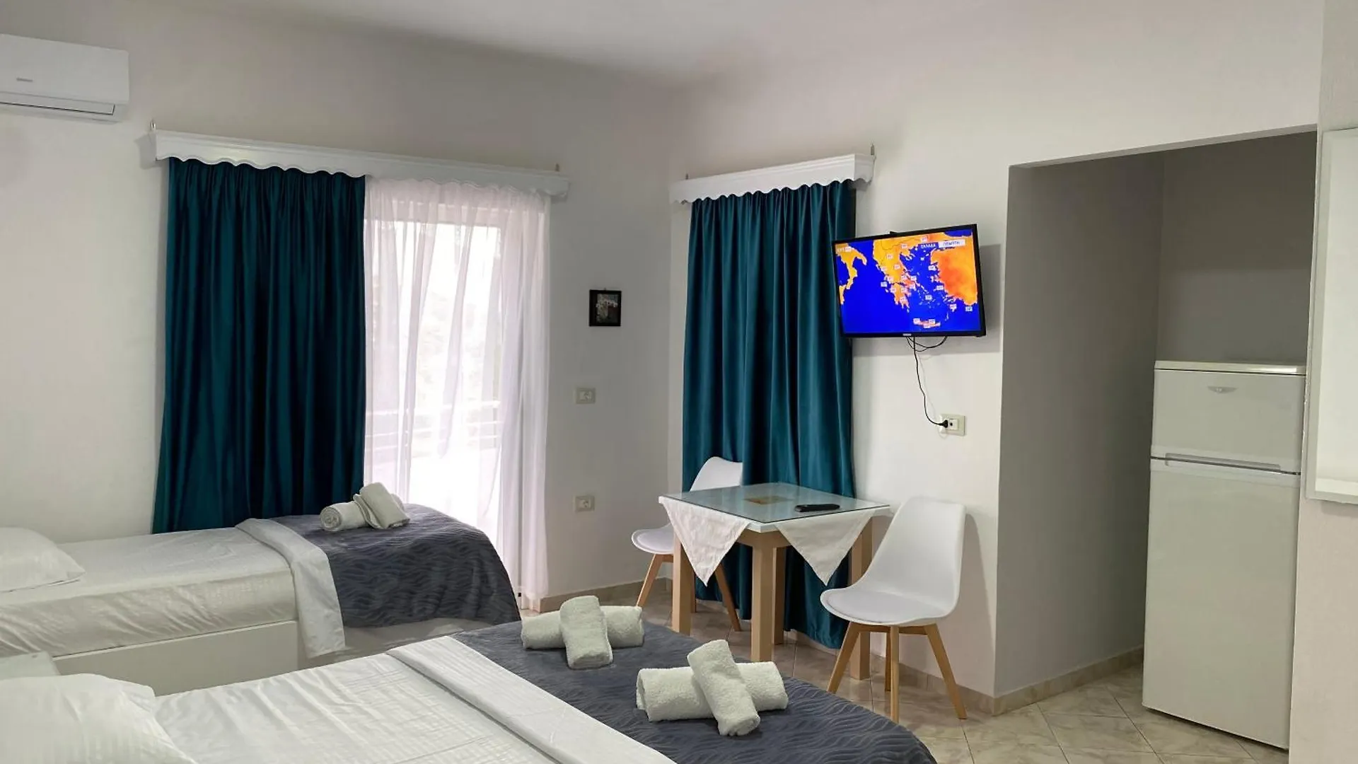 Hotel Vila Kafe Lukove Albania