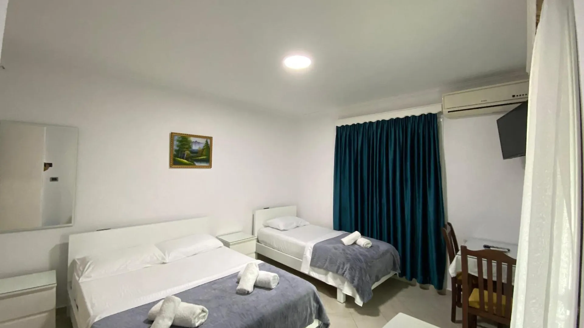 Hotel Vila Kafe Lukove Albania