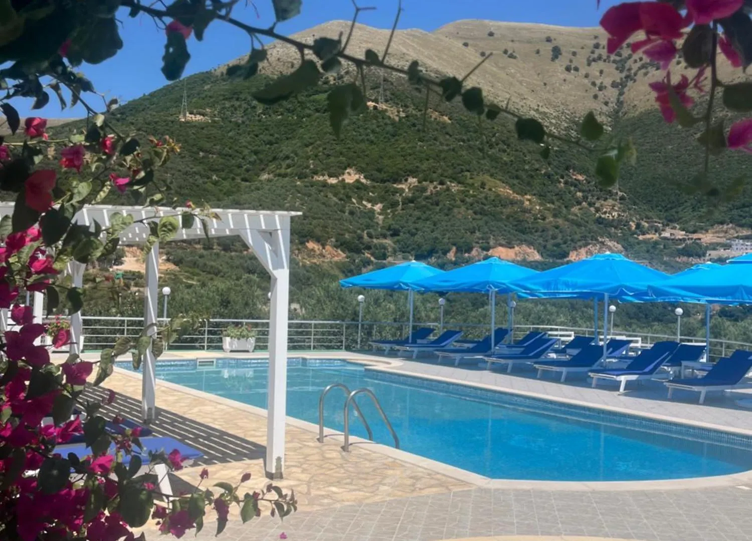 Hotel Vila Kafe Lukove Albania