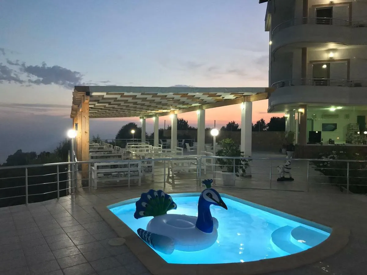 Hotel Vila Kafe Lukove 0*,  Albania